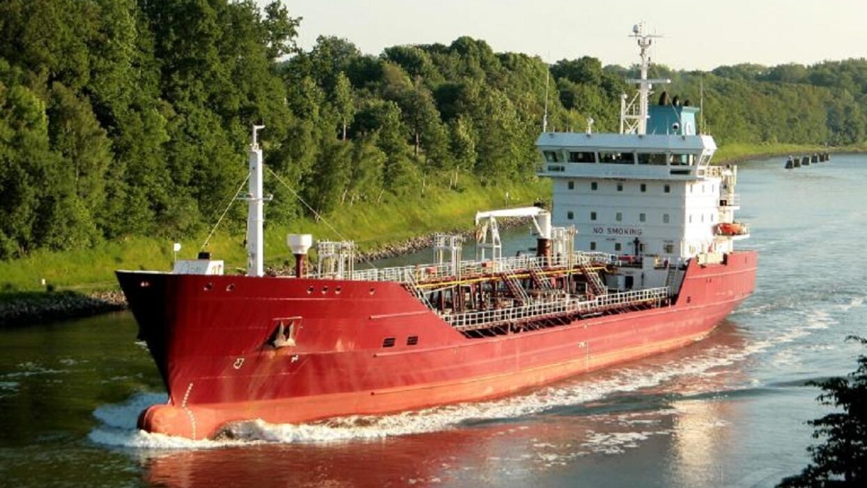 You are currently viewing MERCHANT FLEET OS FOR CHEM.TANKER 1300EUR + OVT P/M