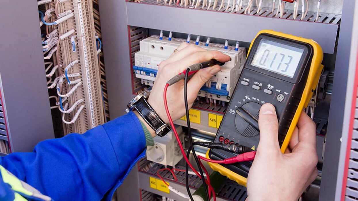 You are currently viewing ONSHORE ELECTRICIAN FOR FACILITY 228EUR P/D